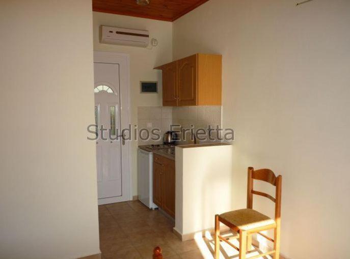 Erietta Studios Svoronata Rum bild
